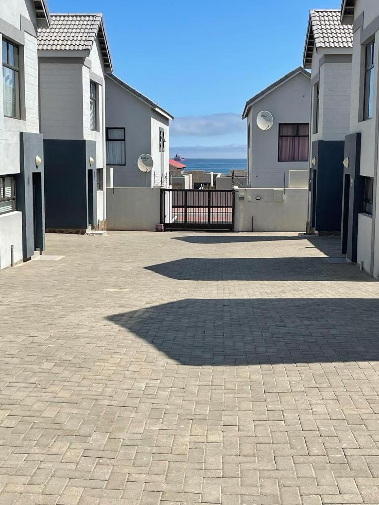 Dolphin Leap 7 Apartment Walvis Bay Exterior photo